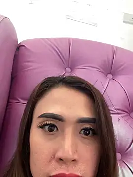 Snapshot of The_Stunning_stephanie chatting on November 2025 05:18:02 AM The Stunning stephanie online show from November 2025 05:18:02 AM