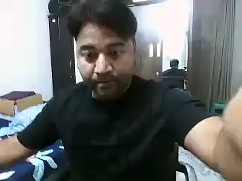 victorvicky69 online show from September 2025 04:40:01 PM