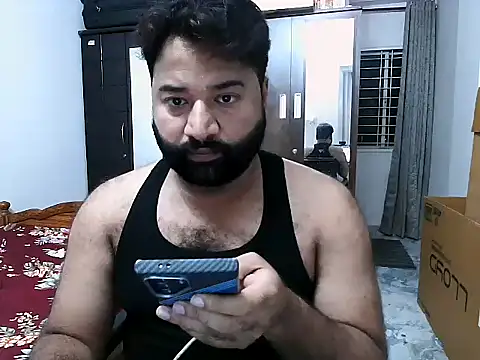 victorvicky69 online show from October 2025 04:58:01 PM