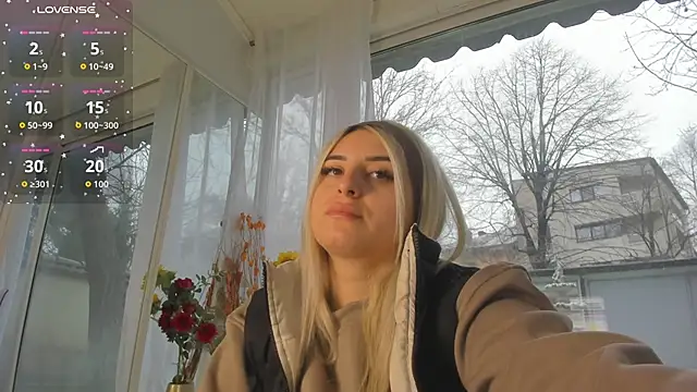 Ella Vee online show from April 2026 05:16:01 AM