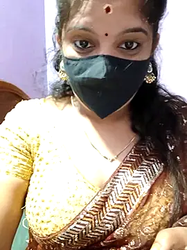 luci-queen online show from September 2025 05:20:01 AM