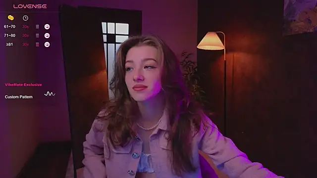 AstraMist online show from September 2025 01:55:02 PM