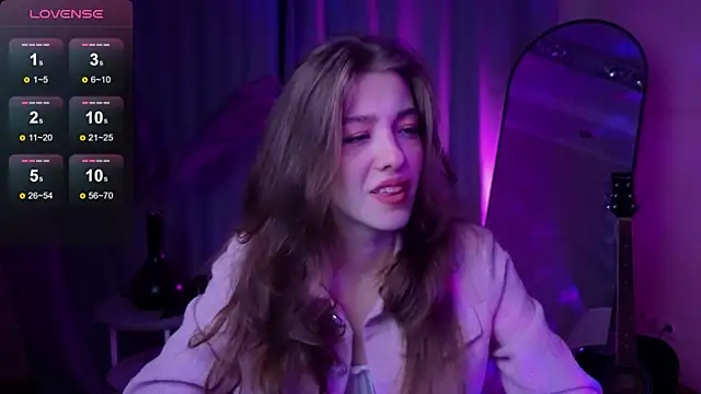 AstraMist online show from September 2025 01:49:01 PM