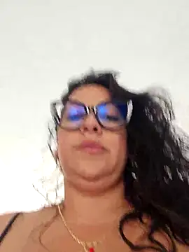 Nicoleefaith  online show from April 2026 03:53:01 PM