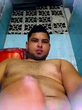 Snapshot of Darwinmoreno chatting on November 2025 11:20:02 PM Darwinmoreno online show from November 2025 11:20:02 PM