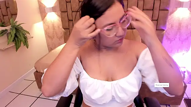 Snapshot of catalovex chatting on September 2025 07:36:01 PM catalovex online show from September 2025 07:36:01 PM