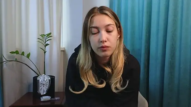 AngelicRice online show from September 2025 11:09:01 AM