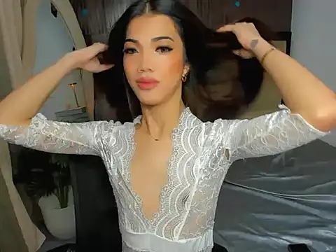 CassieSommereux online show from December 2025 05:29:01 PM