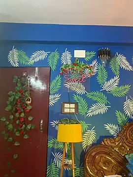 V-Hot-Sweti online show from April 2026 05:59:01 PM