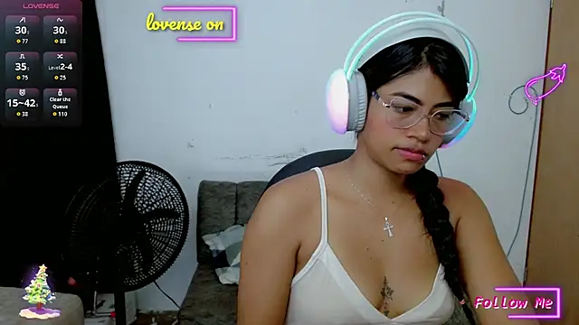 Dulce2415 online show from March 2026 03:54:02 AM