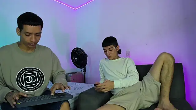 twinkDuohot online show from April 2026 01:03:01 AM