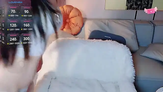 Snapshot of Auu-777 chatting on March 2026 06:02:01 PM Auu-777 online show from March 2026 06:02:01 PM