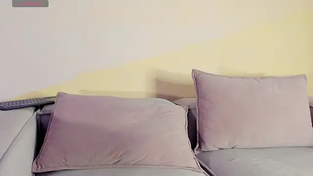 Snapshot of Vahl_- chatting on September 2025 02:38:02 AM Vahl - online show from September 2025 02:38:02 AM