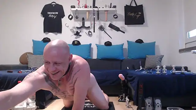 Sklave-Sille online show from May 2026 05:10:01 PM