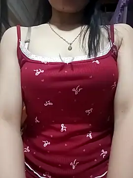 LucyyLy online show from April 2026 12:56:01 PM