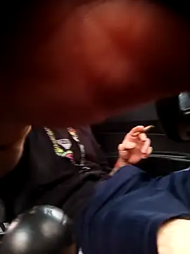 Snapshot of DebutingPathway chatting on October 2025 01:00:02 PM DebutingPathway online show from October 2025 01:00:02 PM