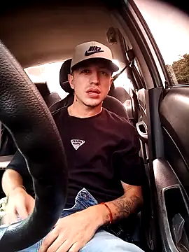 Snapshot of DebutingPathway chatting on November 2025 02:38:02 PM DebutingPathway online show from November 2025 02:38:02 PM