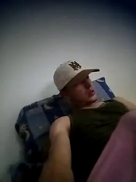 Snapshot of DebutingPathway chatting on November 2025 10:59:01 AM DebutingPathway online show from November 2025 10:59:01 AM