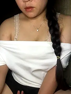 Linhmai bb online show from October 2025 03:34:01 PM