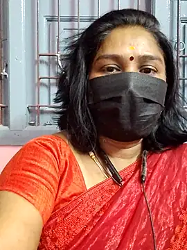 Snapshot of Tamil_Azhaghi25 chatting on July 2026 01:14:02 PM Tamil Azhaghi25 online show from July 2026 01:14:02 PM