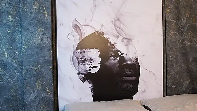 Tayler Kim online show from October 2025 06:38:02 PM