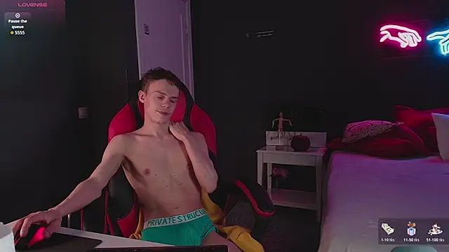 Brad Myles online show from October 2025 02:39:02 PM