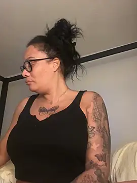 Snapshot of sugarsweetie8000 chatting on September 2025 08:56:02 PM sugarsweetie8000 online show from September 2025 08:56:02 PM