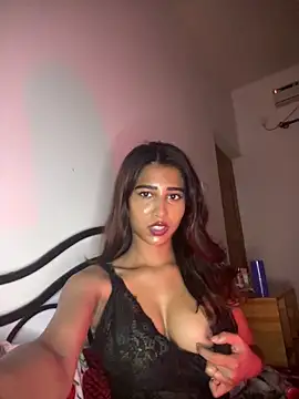 STRIP GLOW online show from April 2026 08:17:02 PM