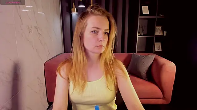 MeggySun online show from September 2025 01:22:02 PM