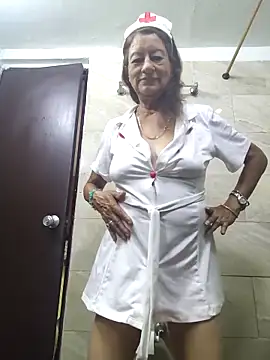 MaryLunne online show from December 2025 06:48:01 PM