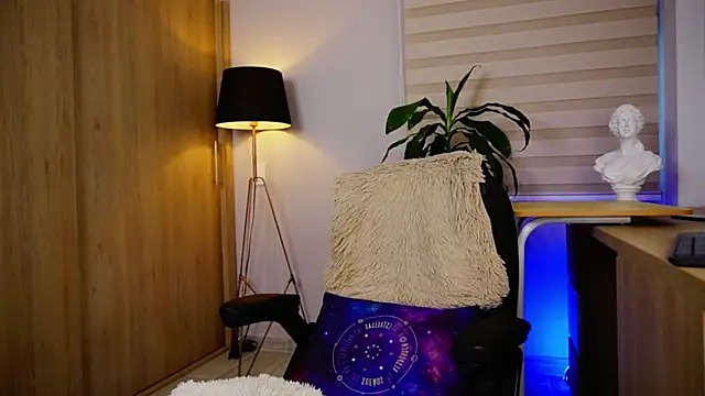 Erick Thompsonx online show from November 2025 08:55:01 PM