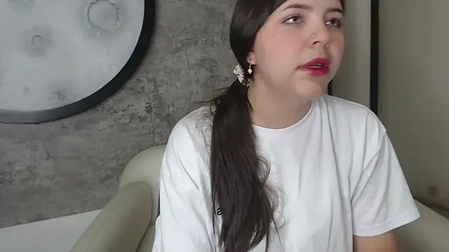 Charlotte-Star online show from December 2025 12:12:02 PM