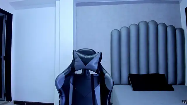 Charlotte-Star online show from January 2026 08:45:01 PM