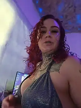 Snapshot of blazed_vixen chatting on August 2026 09:57:02 PM blazed vixen online show from August 2026 09:57:02 PM