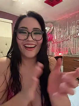 MyHoneyFrida online show from December 2025 05:57:01 AM