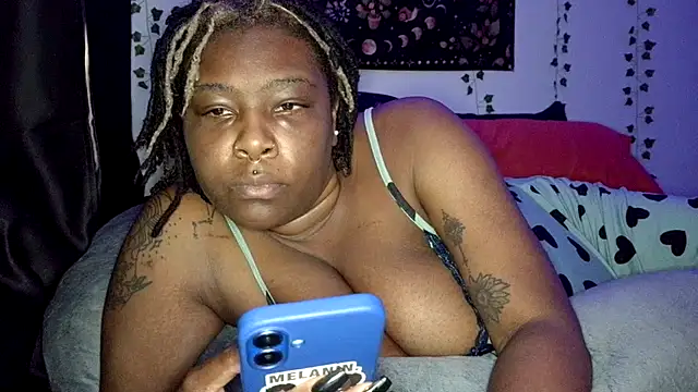 Snapshot of mistressnelle chatting on July 2026 02:14:01 AM mistressnelle online show from July 2026 02:14:01 AM