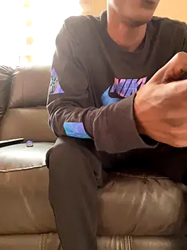 Snapshot of MeneerIan chatting on September 2025 09:47:02 AM MeneerIan online show from September 2025 09:47:02 AM