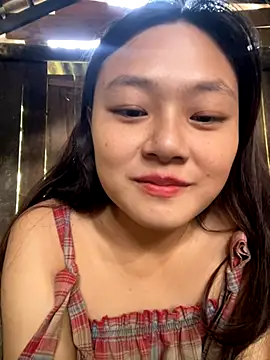 mai-xinh online show from December 2025 03:23:01 AM