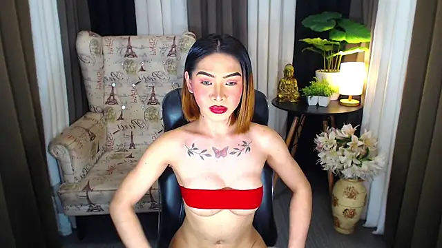 MariaLucyJasminx online show from October 2025 07:03:02 PM