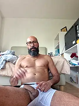 Latinox79 online show from May 2026 01:19:01 PM