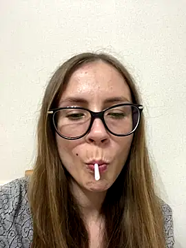 SophieDesire online show from September 2025 07:48:01 PM