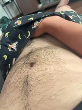 Snapshot of sukebegorilla chatting on September 2025 11:27:02 PM sukebegorilla online show from September 2025 11:27:02 PM