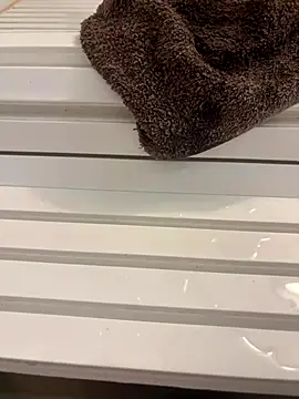 Snapshot of sukebegorilla chatting on October 2025 04:42:01 PM sukebegorilla online show from October 2025 04:42:01 PM