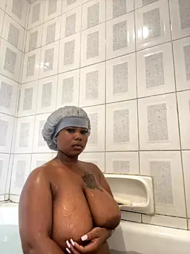 JuicyMellow21 online show from November 2025 06:49:01 AM