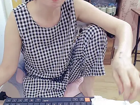 Snapshot of Funnygirl_9x chatting on May 2026 01:01:01 AM Funnygirl 9x online show from May 2026 01:01:01 AM