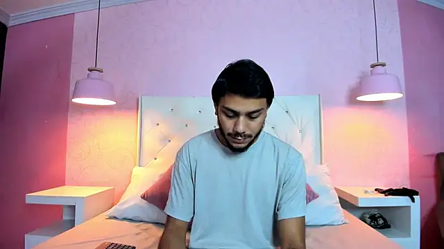 Boss Domiinator online show from April 2026 11:25:01 AM