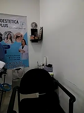 Madisson-04  online show from November 2025 03:45:01 PM