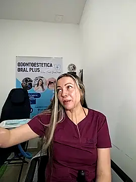 Madisson-04  online show from November 2025 03:13:02 PM