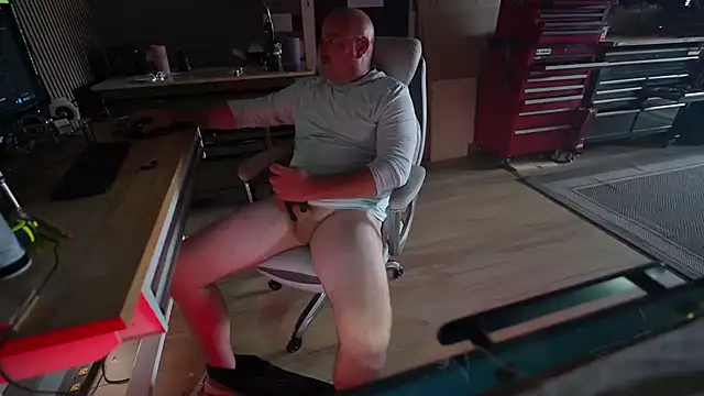 Snapshot of Soundfreak chatting on September 2025 05:49:01 PM Soundfreak online show from September 2025 05:49:01 PM