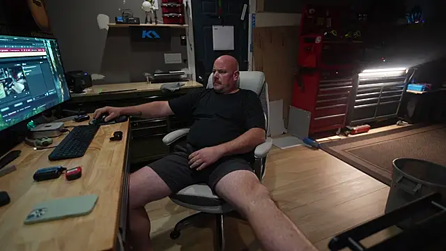 Snapshot of Soundfreak chatting on September 2025 03:54:01 AM Soundfreak online show from September 2025 03:54:01 AM